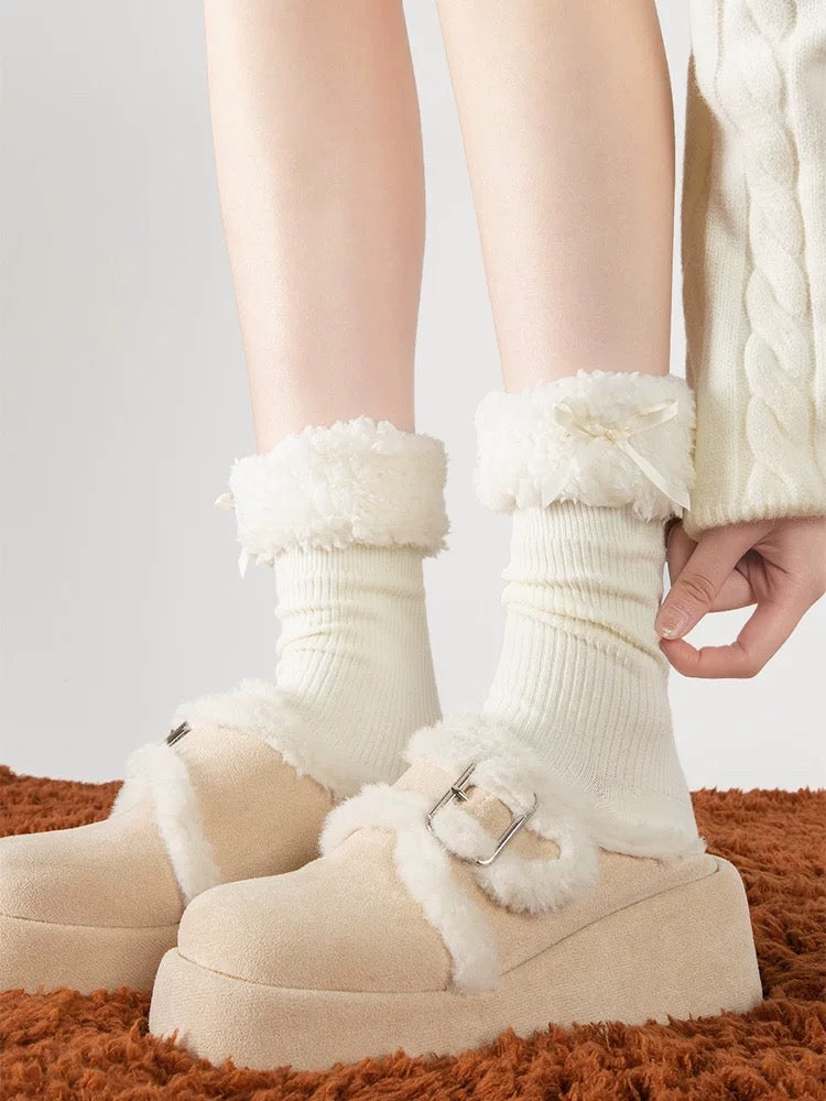 Fleece Bow Tie Crew Socks