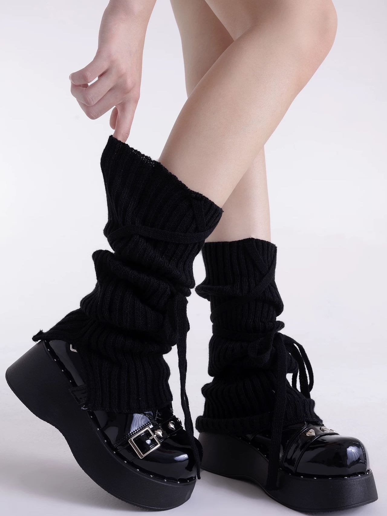 Knitted Tie Up Leg Warmers image 3