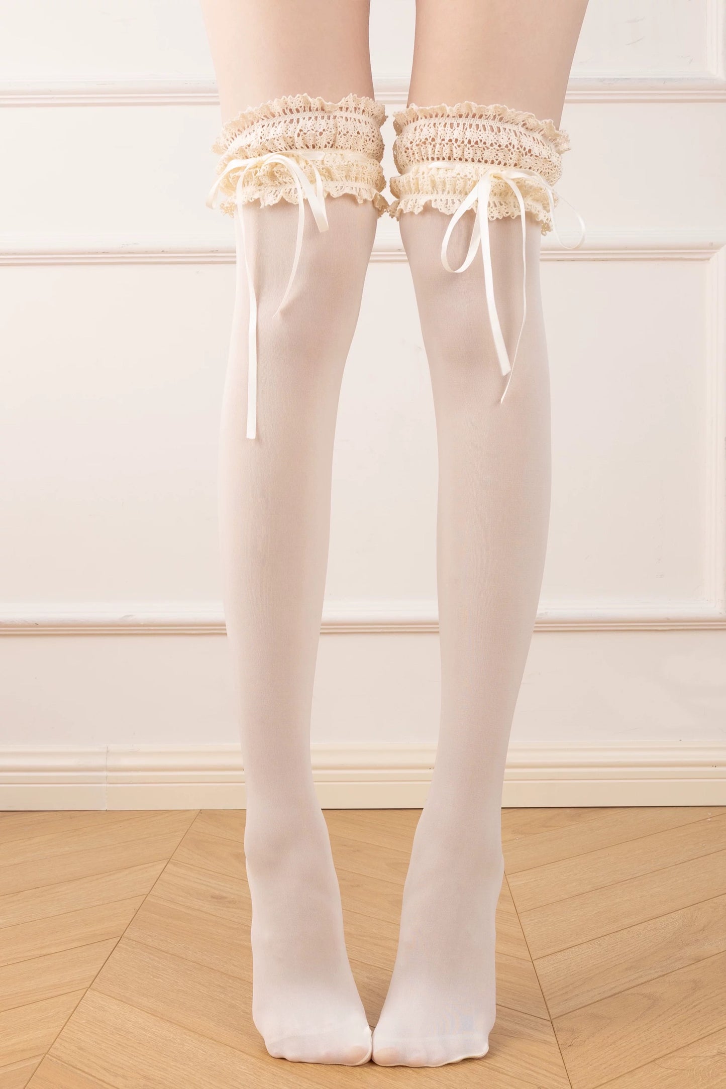 Lace Ruffle Sheer Knee/Thigh Highs