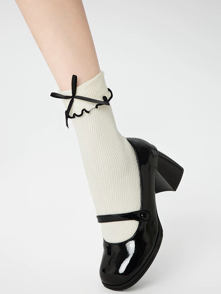 Ruffle Bow Tie Crew Socks