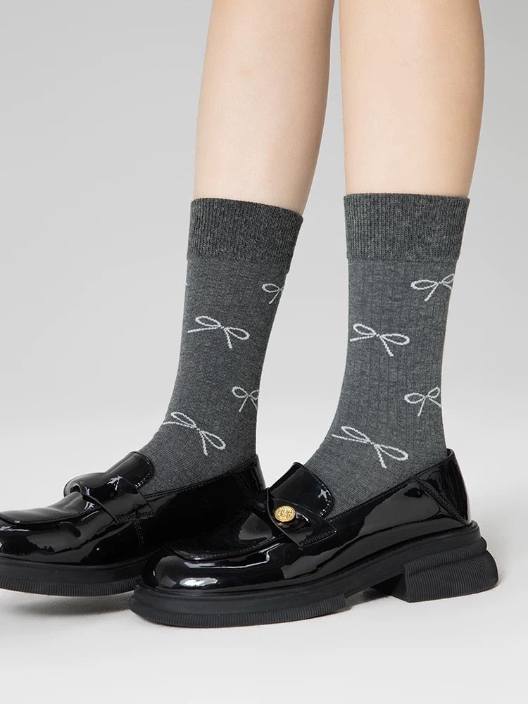 Knitted Jacquard Bow Tie Socks