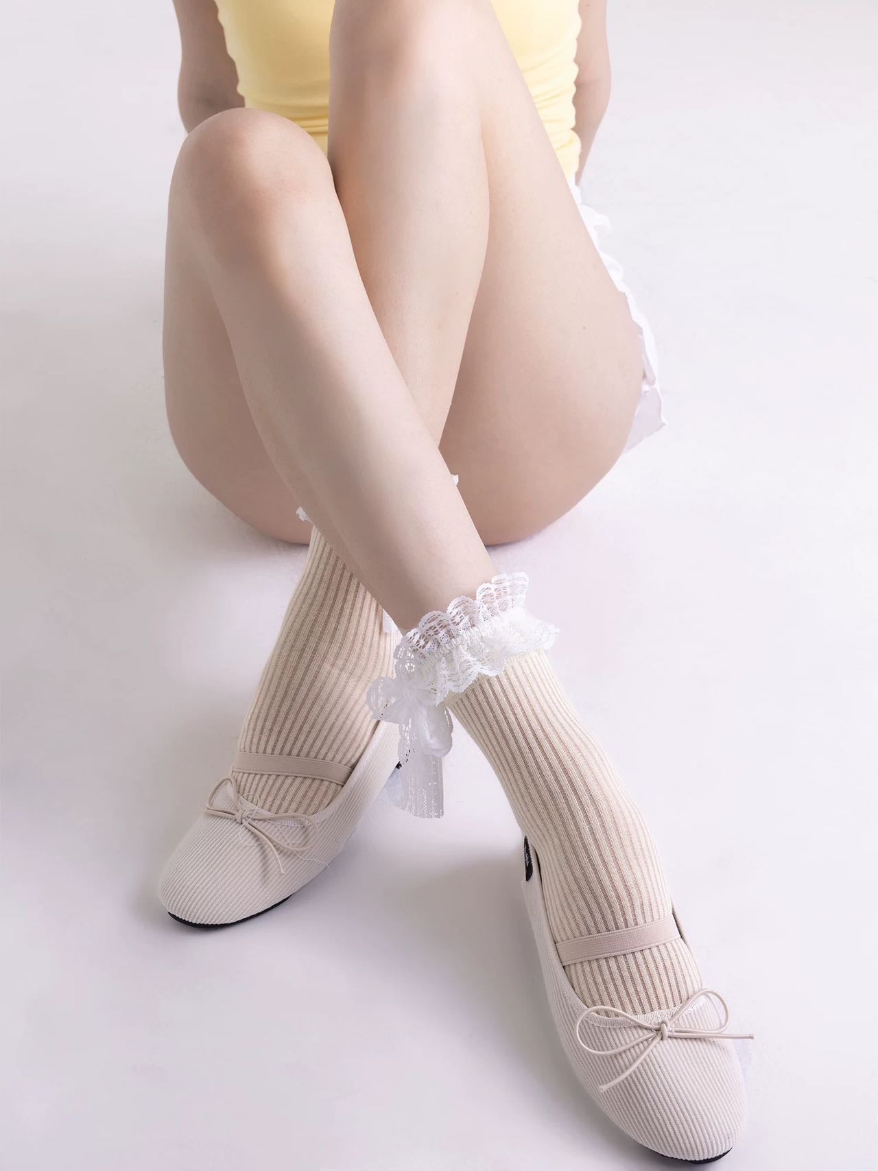 Lace Bow Tie Ruffle Striped Knitted Crew Socks